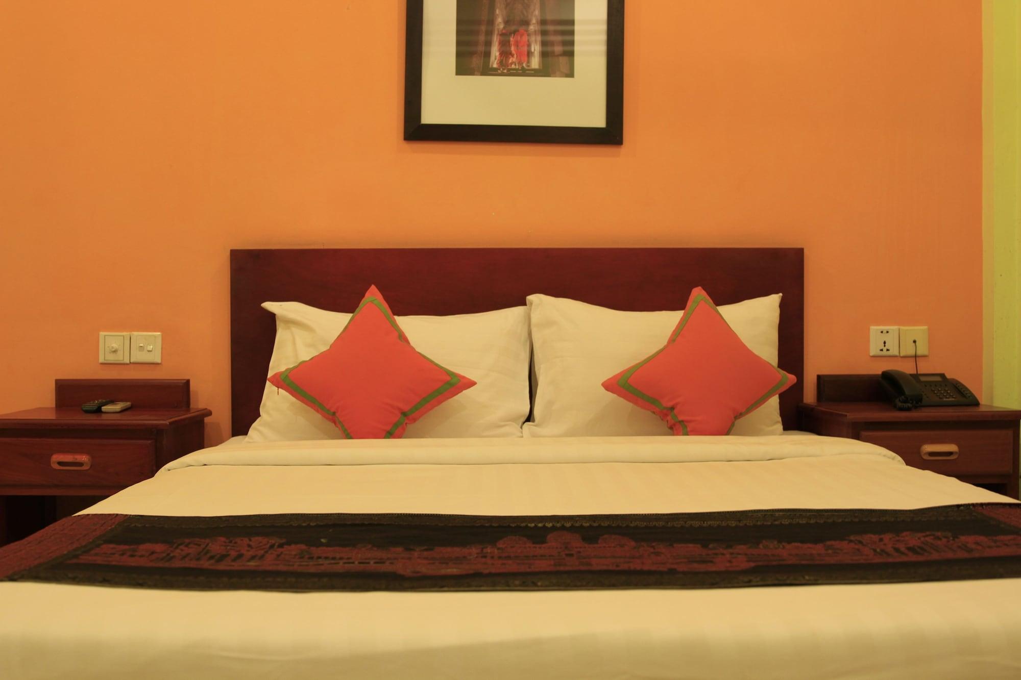 Banyan Leaf Hotel เสียมราฐ ภายนอก รูปภาพ
