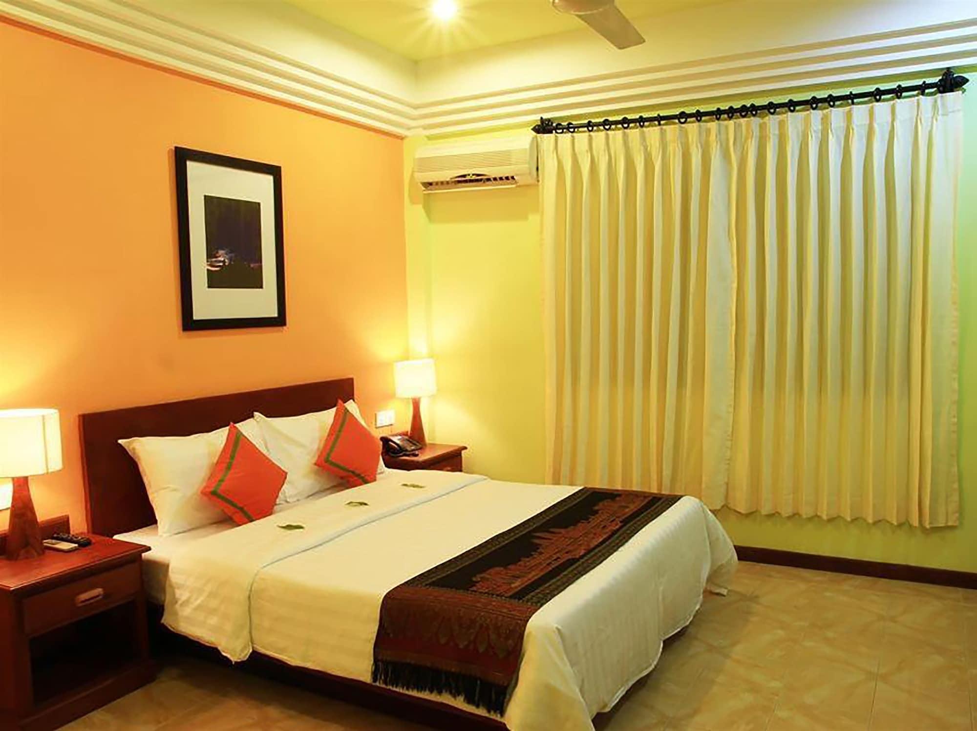 Banyan Leaf Hotel เสียมราฐ ภายนอก รูปภาพ