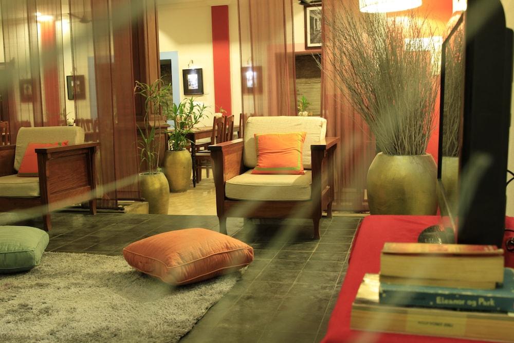 Banyan Leaf Hotel เสียมราฐ ภายนอก รูปภาพ