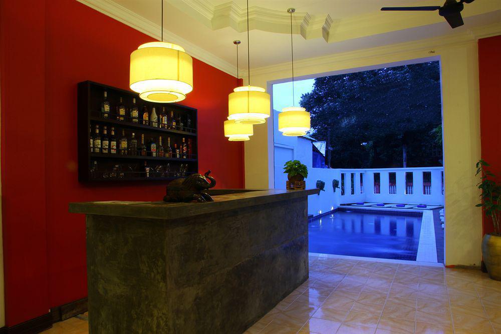Banyan Leaf Hotel เสียมราฐ ภายนอก รูปภาพ